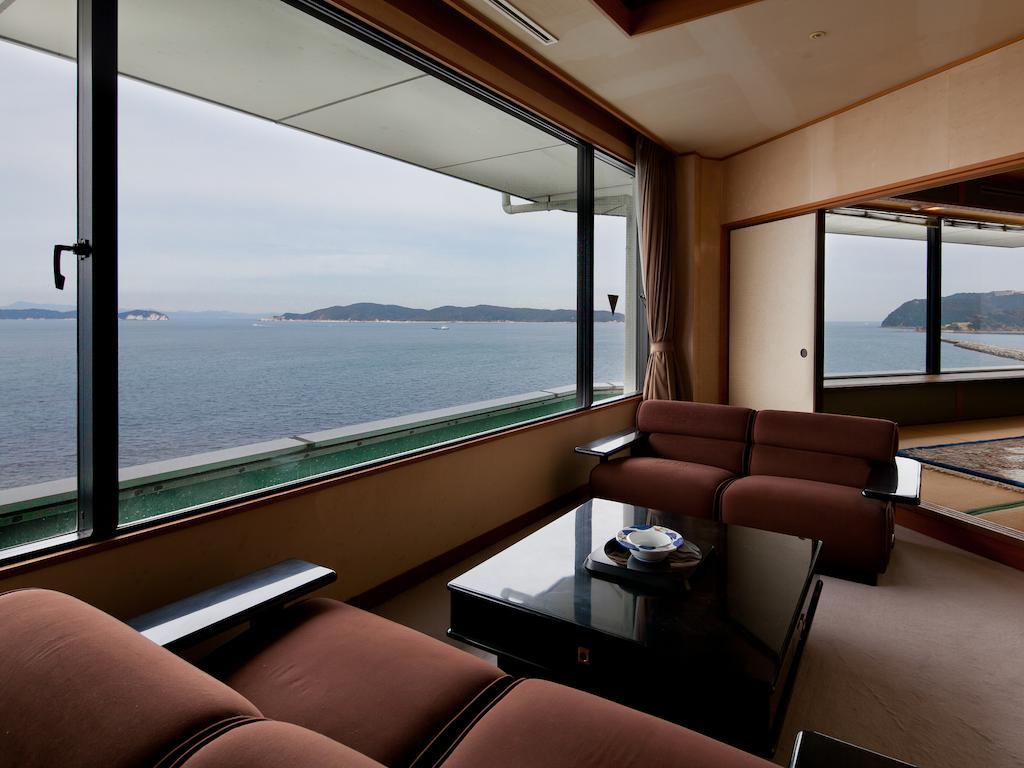 Wakayama Kada Onsen Kada Kaigetsu Hotel ภายนอก รูปภาพ