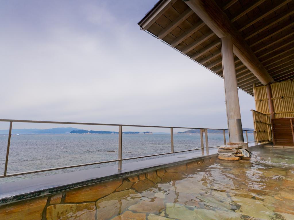Wakayama Kada Onsen Kada Kaigetsu Hotel ภายนอก รูปภาพ